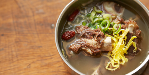 Short Rib Soup in a Hot Pot 