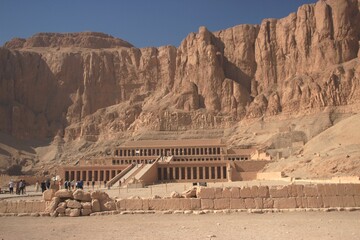 vue du site du temple Hatchepsout (Egypte)