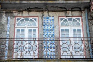 Fototapeta na wymiar Typical facade of palaces in Ribeira district of Porto