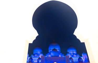 Sheikh Zayed Mosque at night. United Arab Emirates