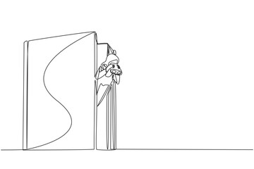 Obraz premium Single continuous line drawing Arab businesswoman appears out of old book look for something with binocular. Equating people's stories with history written in book. One line design vector illustration