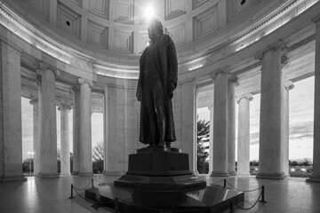 The Jefferson Memorial Statue in Washington DC in Black and White - obrazy, fototapety, plakaty