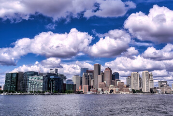 Obraz premium The Boston, Massachusetts skyline from Boston Harbor.