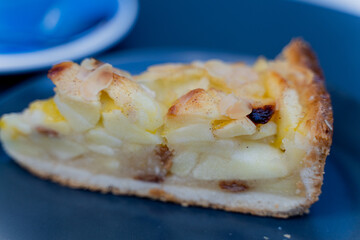 Apple pie on a plate. Dessert.