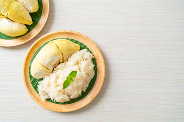 Durian sticky rice on plate