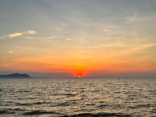 The sea supports the sky and the sky falls through clouds rather than detecting and surveying the sky. The sea with the horizon above the water

