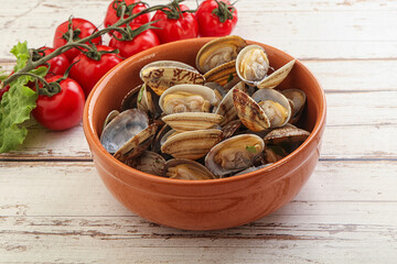 Vongole shellfish mollusc clem with butter