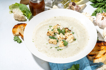 Homemade cauliflower cream soup