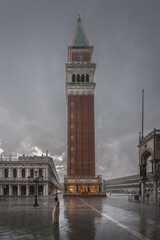Venezia - Piazza San Marco con la pioggia