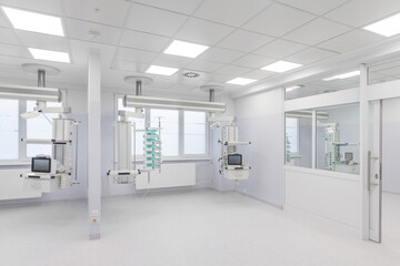 Zupełnie nowa sala pooperacyjna dla chorych w szpitalu, z wyposażeniem. Sala intensywnej terapii pacjentów po zabiegach.