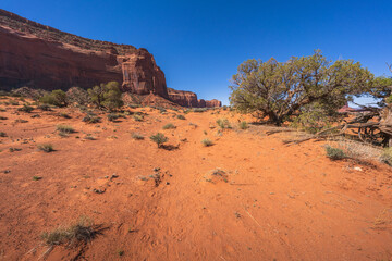 hiking in the monument valley, arizona, usa