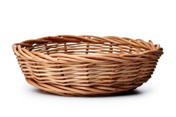 Obraz premium Isolated wicker basket with clipping path