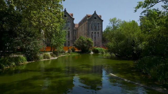 The Hospital and Caldas Museum is located in the parish of Nossa Senhora do P&oacute;pulo, city and municipality of Caldas da Rainha, District of Leiria, in Portugal