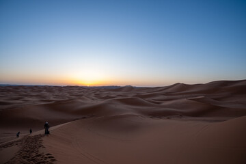 Fototapeta na wymiar winter in the desert Merzogua Moroco