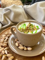 Pistachio latte