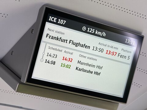 ICE 107 Monitor von Hamburg bis nach Karlsruhe Hbf n&auml;chster Halt in Frankfurt Flughafen mit Versp&auml;tung