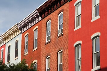 Fototapeta premium Residential architecture of Logan Square district in Philadelphia. Landmark of Philadelphia, USA.