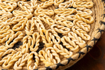Lorighittas, tradizionale pasta artigianale di Morgongiori, in Sardegna - cibo italiano 