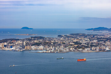 本州と九州を隔てる綺麗な海の関門海峡