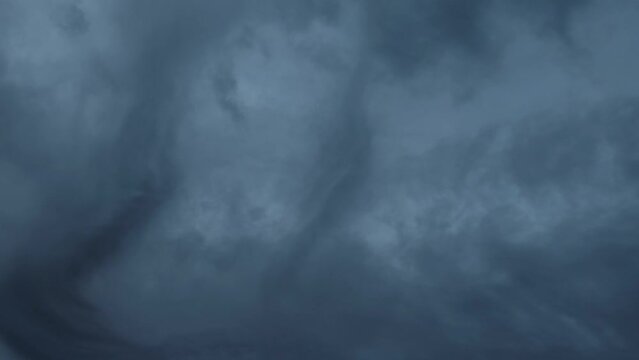 Strange cirrus moving dangerously