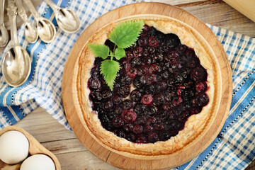 Freshly baked homemade blueberry pie