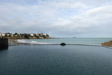 Piscine &agrave; mar&eacute;e de la porte d'Emeraude &agrave; Dinard