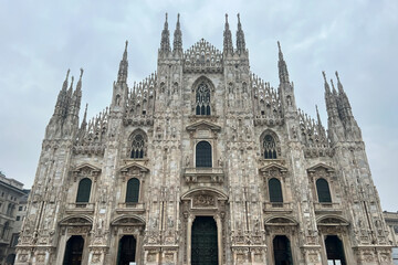 Fototapeta premium View of Duomo Cathedral, Milan Italy