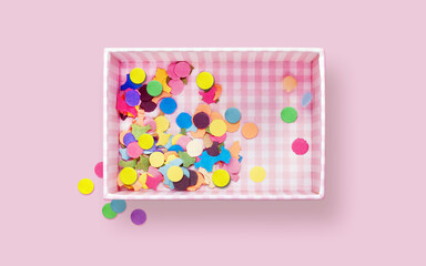 Confetti in a box - obrazy, fototapety, plakaty