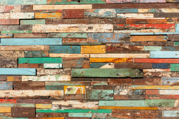 Vieilles planches de bois colorées pour création de fond, d'arrière plan.