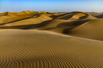 Fototapeta na wymiar Iran. Dunes of Khara Desert - part of Varzaneh Desert