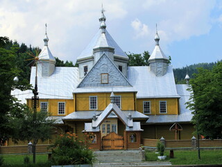 Fototapeta na wymiar Old wooden church in the village