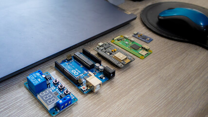 Tecnologia Arduino Raspberry Mecatronica - obrazy, fototapety, plakaty