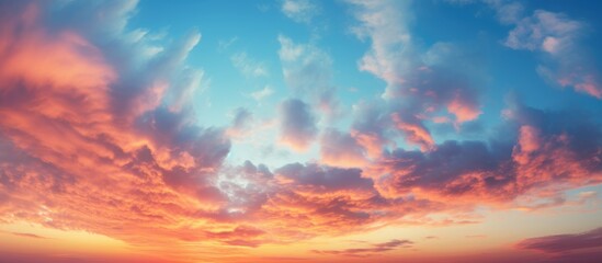 Naklejka premium Unaltered, organic hues in the sky at sunset.