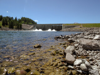 yellowstone river diversion dam, yellowstone dam, Yellowstone River Diversion Dam is located on the Yellowstone River