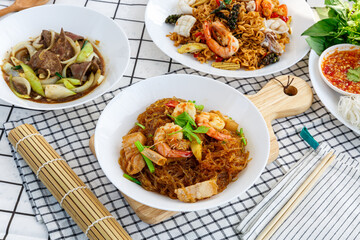 Steamed Prawns with Vermicelli. Baked Prawn with Glass Noodles