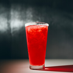 glass of cola with ice