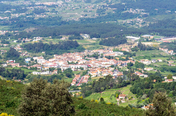Fototapeta na wymiar Panoramic view of the town of Melgaço in the north of Portugal. Its medieval tower stands out.