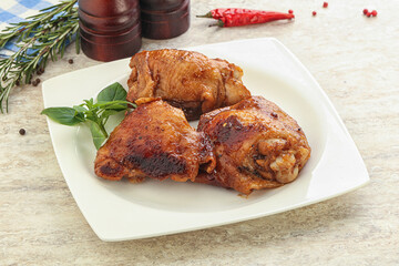 Roasted chicken leg with spicy sauce