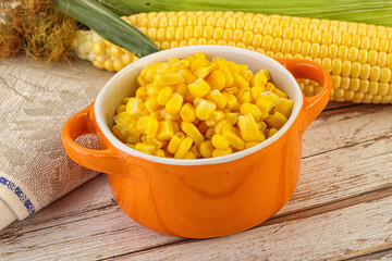 Canned yellow corn in the bowl
