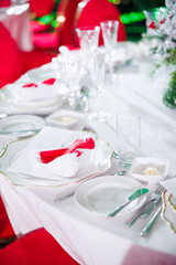 table setting for christmas