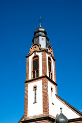 Fototapeta na wymiar Kirchturm in Soultz-sous-forêts