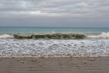 vagues sur une plage de la baie de saint Brieuc