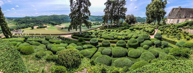 Les Jardins de Marqueyssac Die hängenden Gärten von Marqueyssac Frankreich Nouvelle-Aquitaine Dordogne Buchsbaumkultur Vézac Buchsbaumhecken 