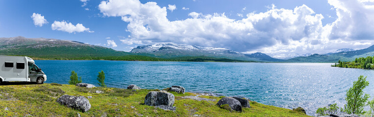 Campr am Sojdalsvatnet in Jotunheimen in Norwegen