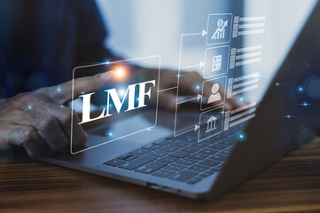 Businessmen and investing in RMF funds, long-term stock investments for business growth. Investment LFT fund, Investment LMF fund.