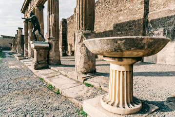The old ruins of Apollon Temple in Pompeii - 702886181
