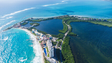 aerial view of beach cancun mexico - obrazy, fototapety, plakaty