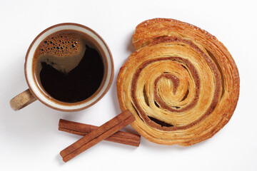 Coffee and cinnamon roll