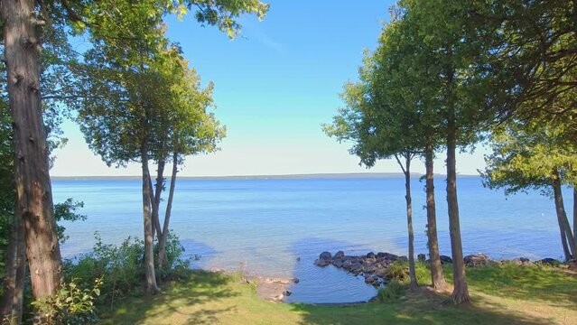 Magnificent little bay of Lake Manitou, the jewel of Manitoulin Island in Northern Ontario, Canada. Largest lake on the island, spanning kilometres of pristine waters and captivating landscapes.