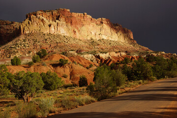 Golden Throne, dramatic backlighting
